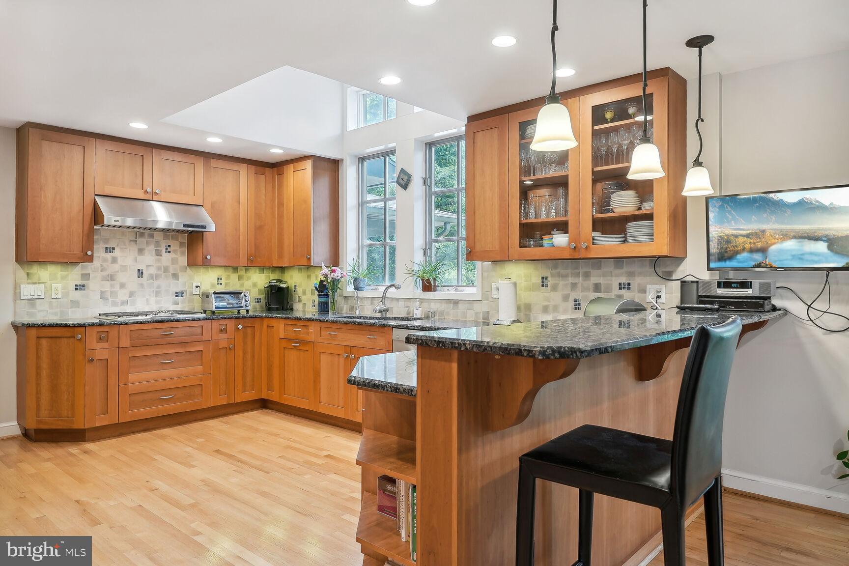 KENWOOD PARK - Residential