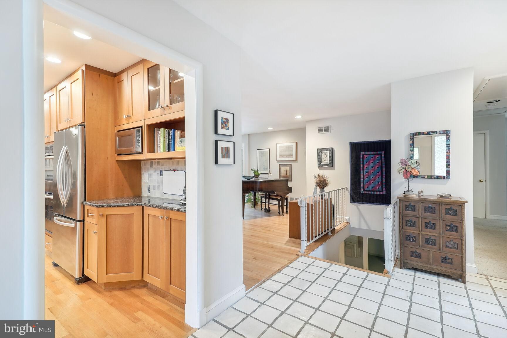 KENWOOD PARK - Residential