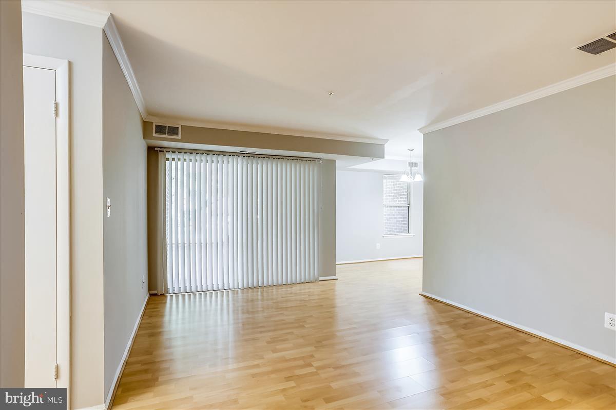 WILLOW WOOD - Residential Lease