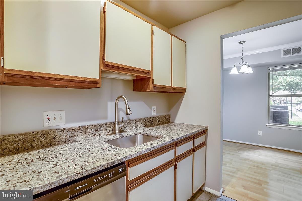 WILLOW WOOD - Residential Lease