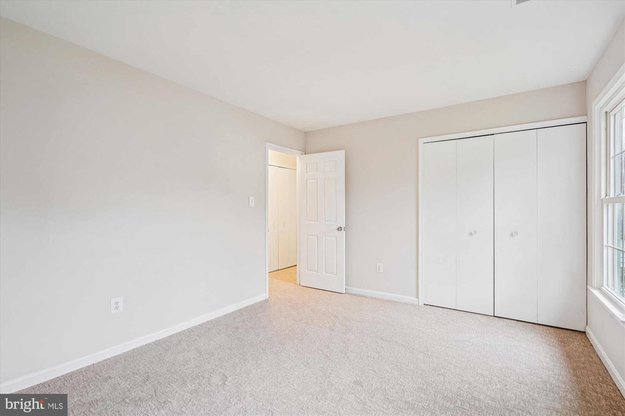 MILLS FARM - Residential