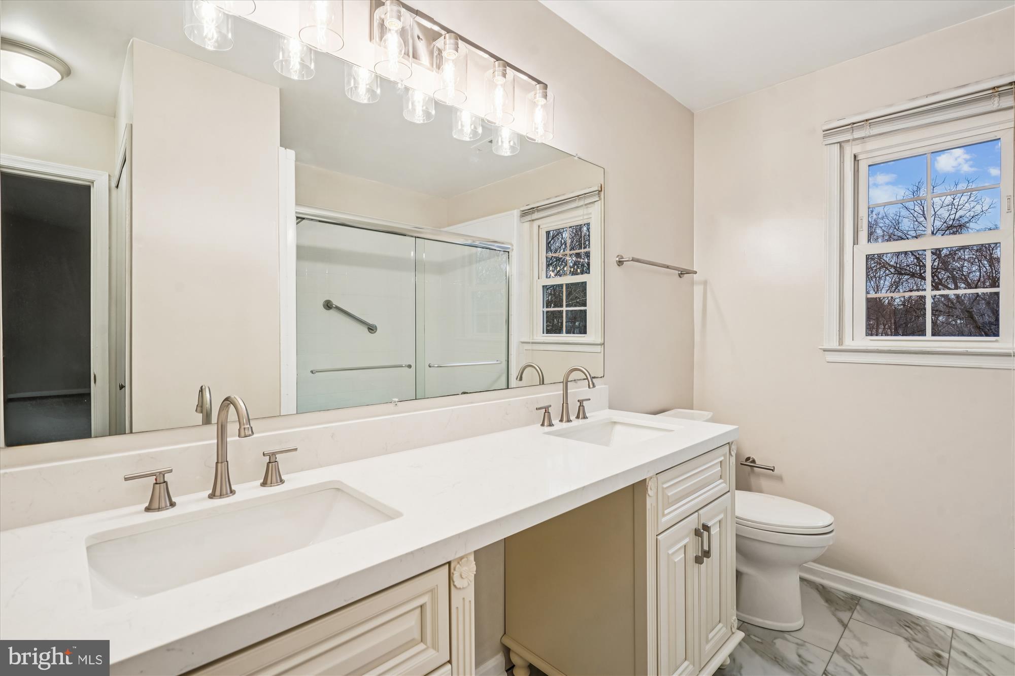 MILLS FARM - Residential