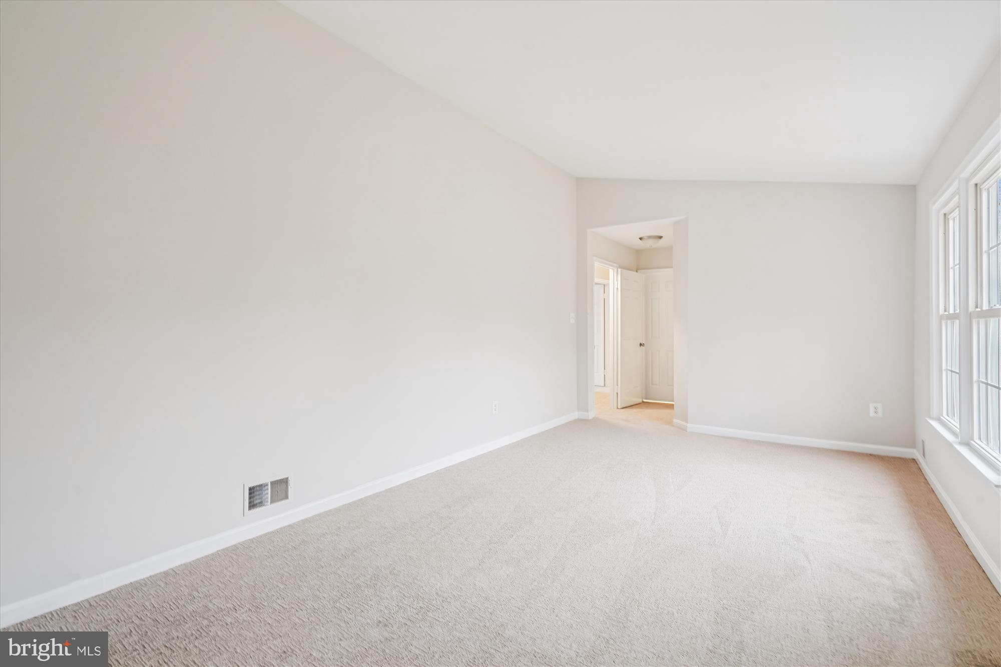 MILLS FARM - Residential