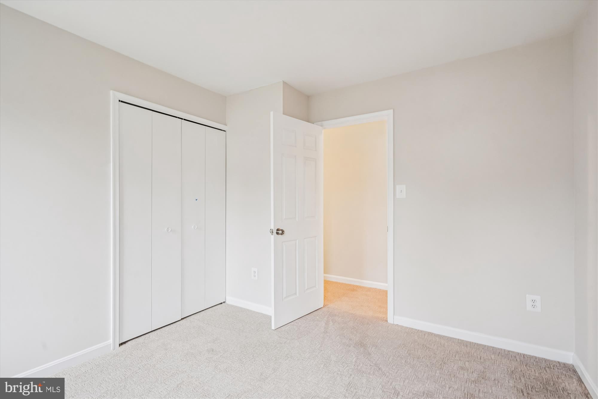 MILLS FARM - Residential