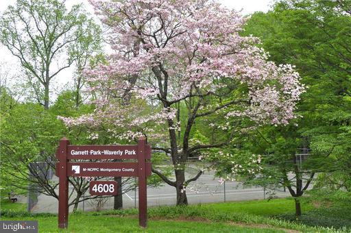 PARKSIDE CONDOMINIUMS - Residential Lease