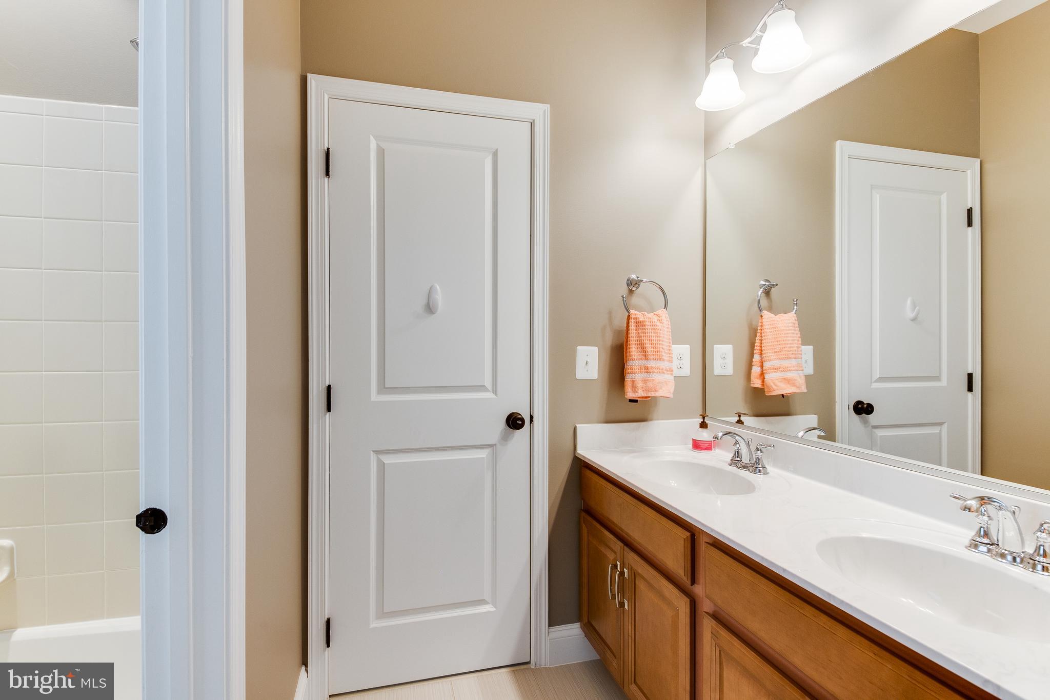 DOMINION VALLEY COUNTRY CLUB - Residential