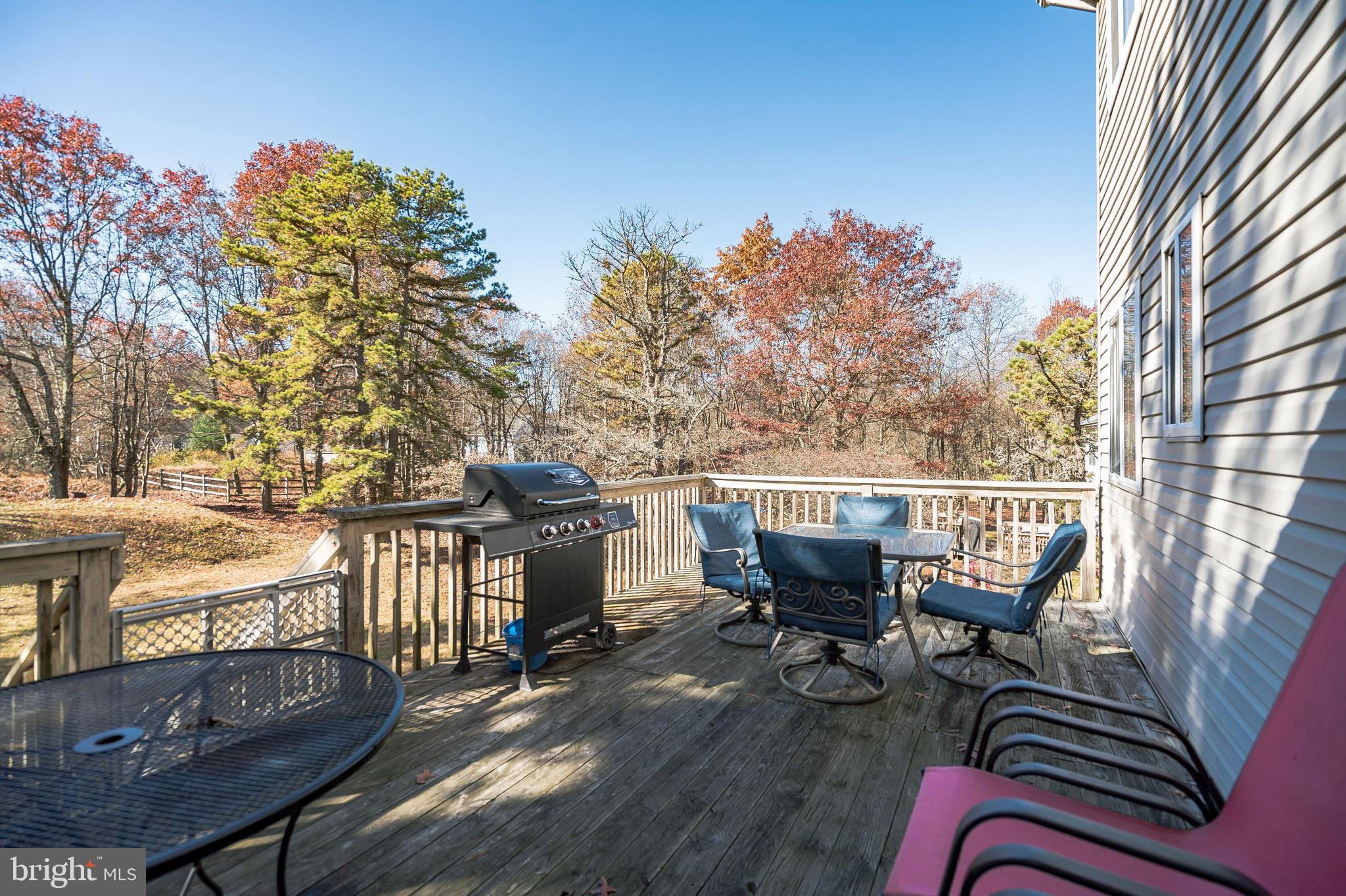 TOWAMENSING TRAILS - Residential