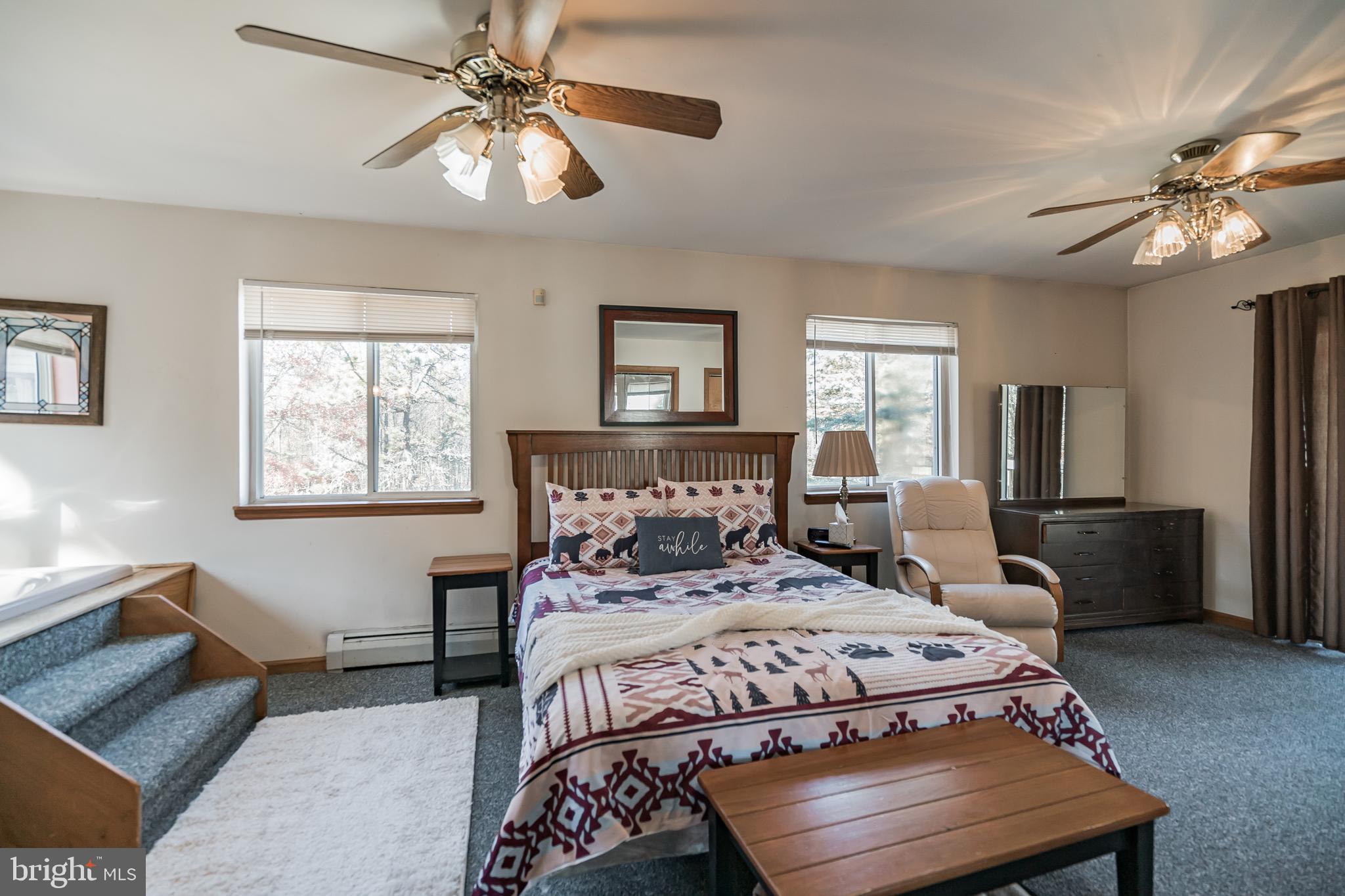 TOWAMENSING TRAILS - Residential