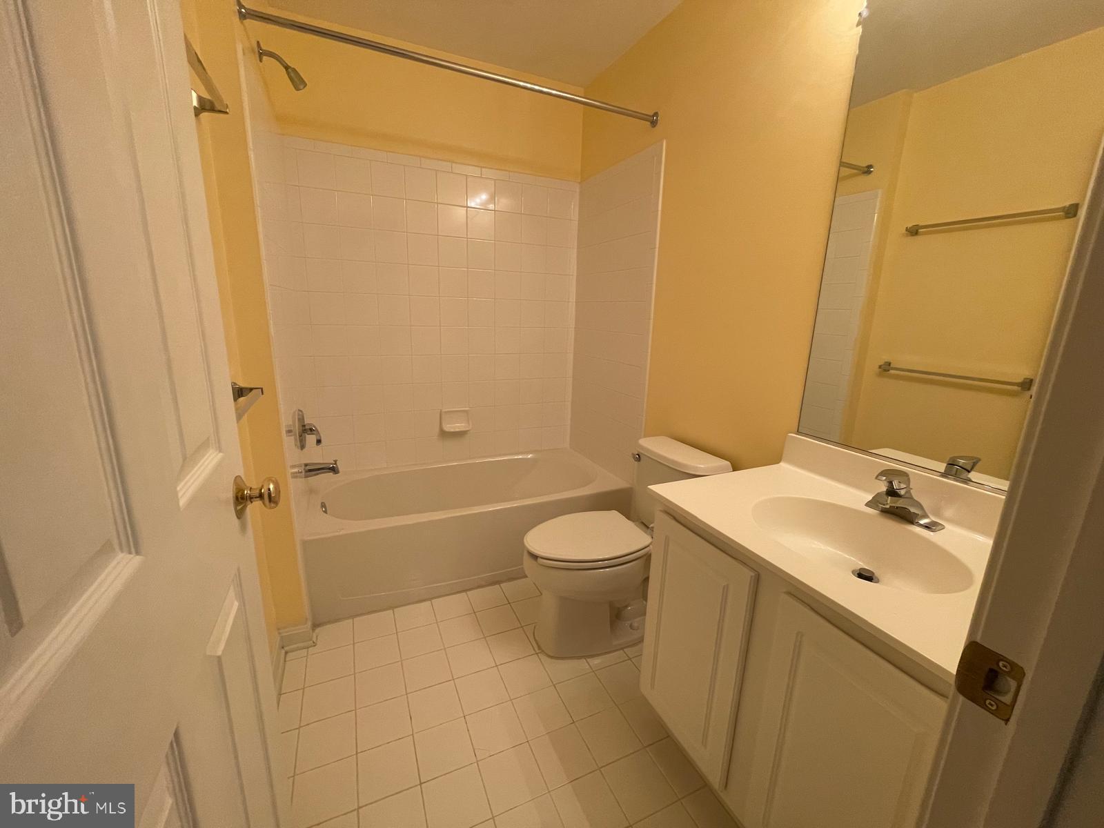 OAKMILL - Residential Lease