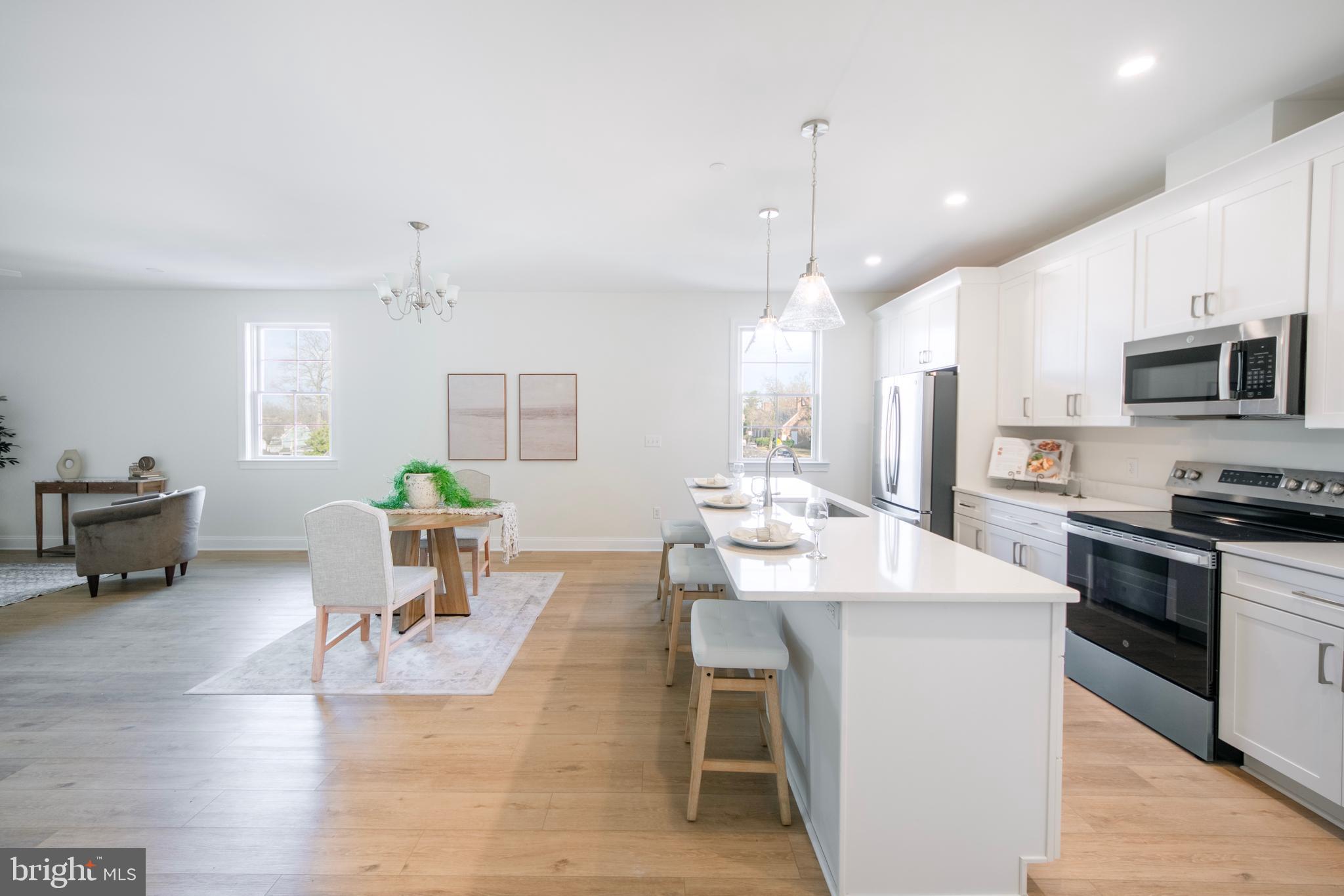 EASTON - Residential Lease