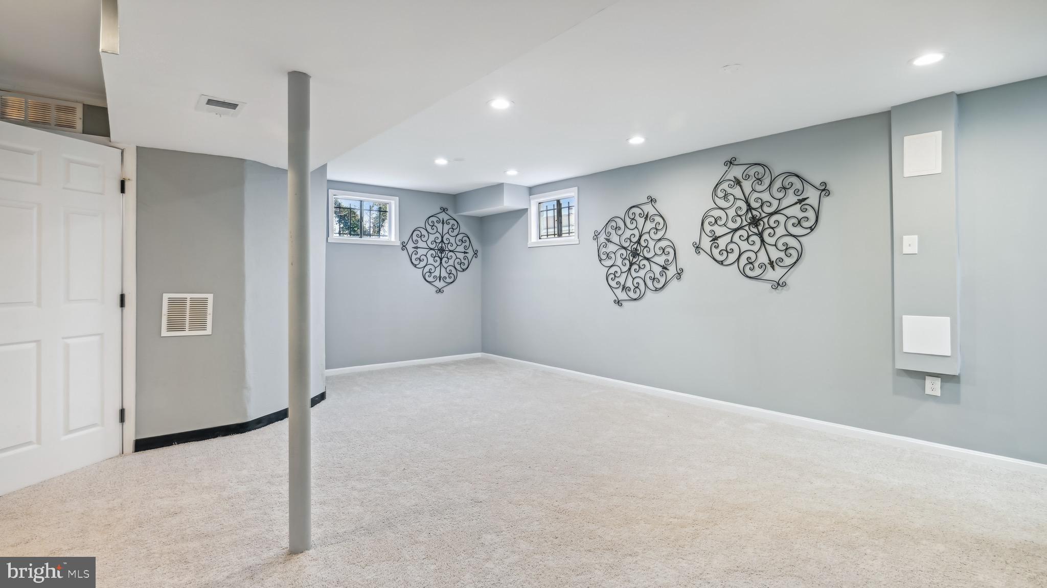 CARMODY HILLS - Residential