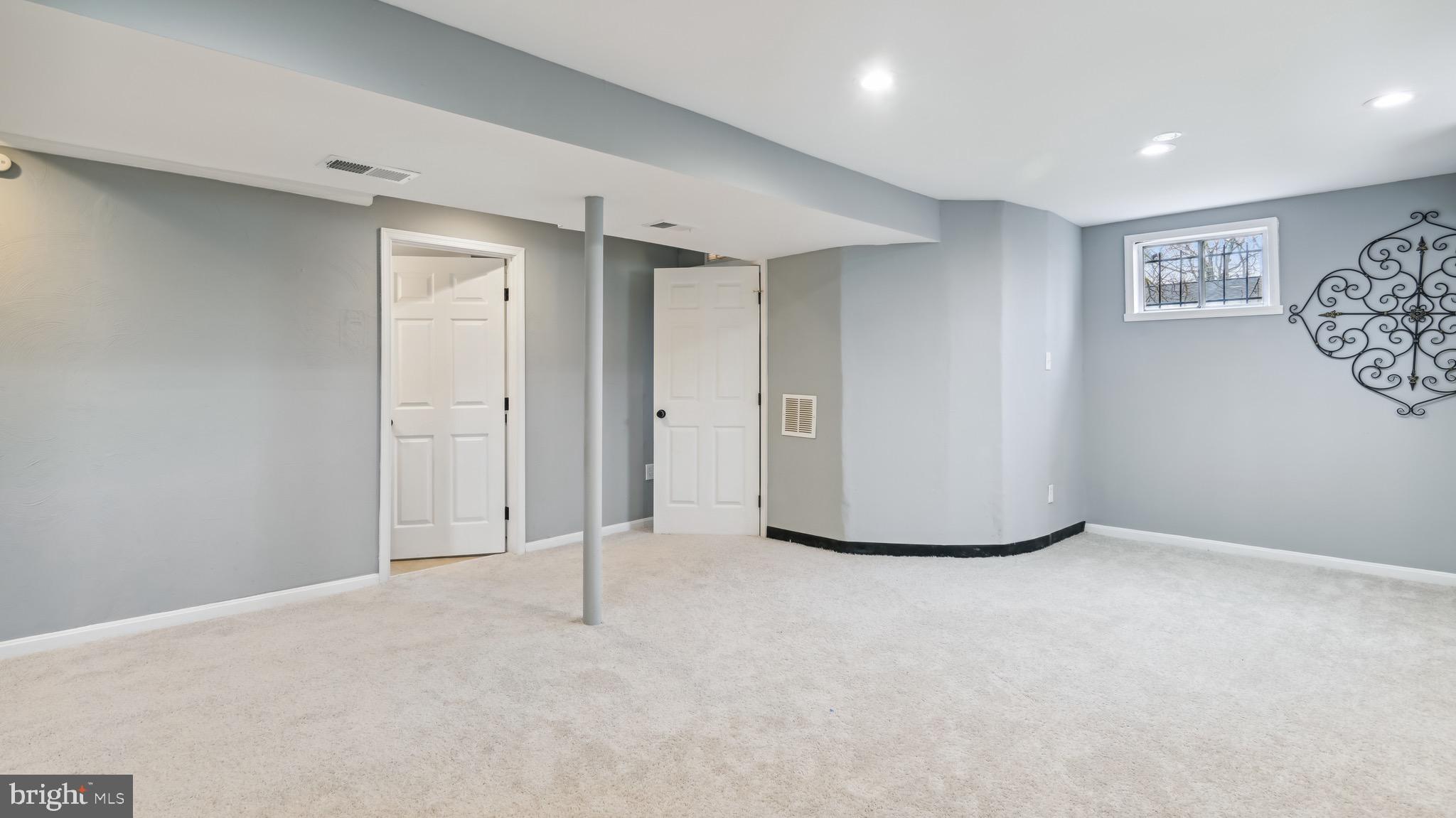 CARMODY HILLS - Residential