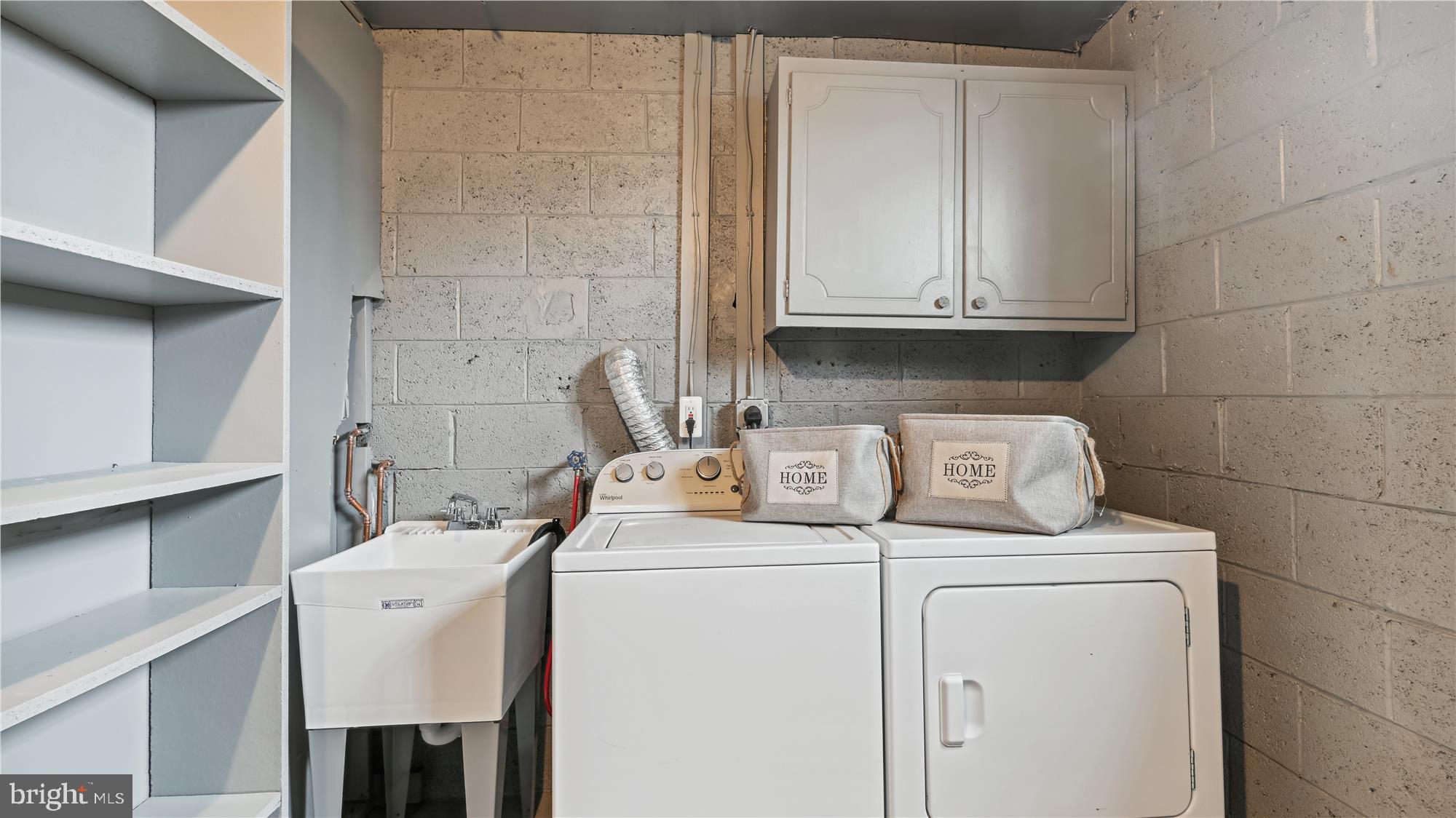 CARMODY HILLS - Residential