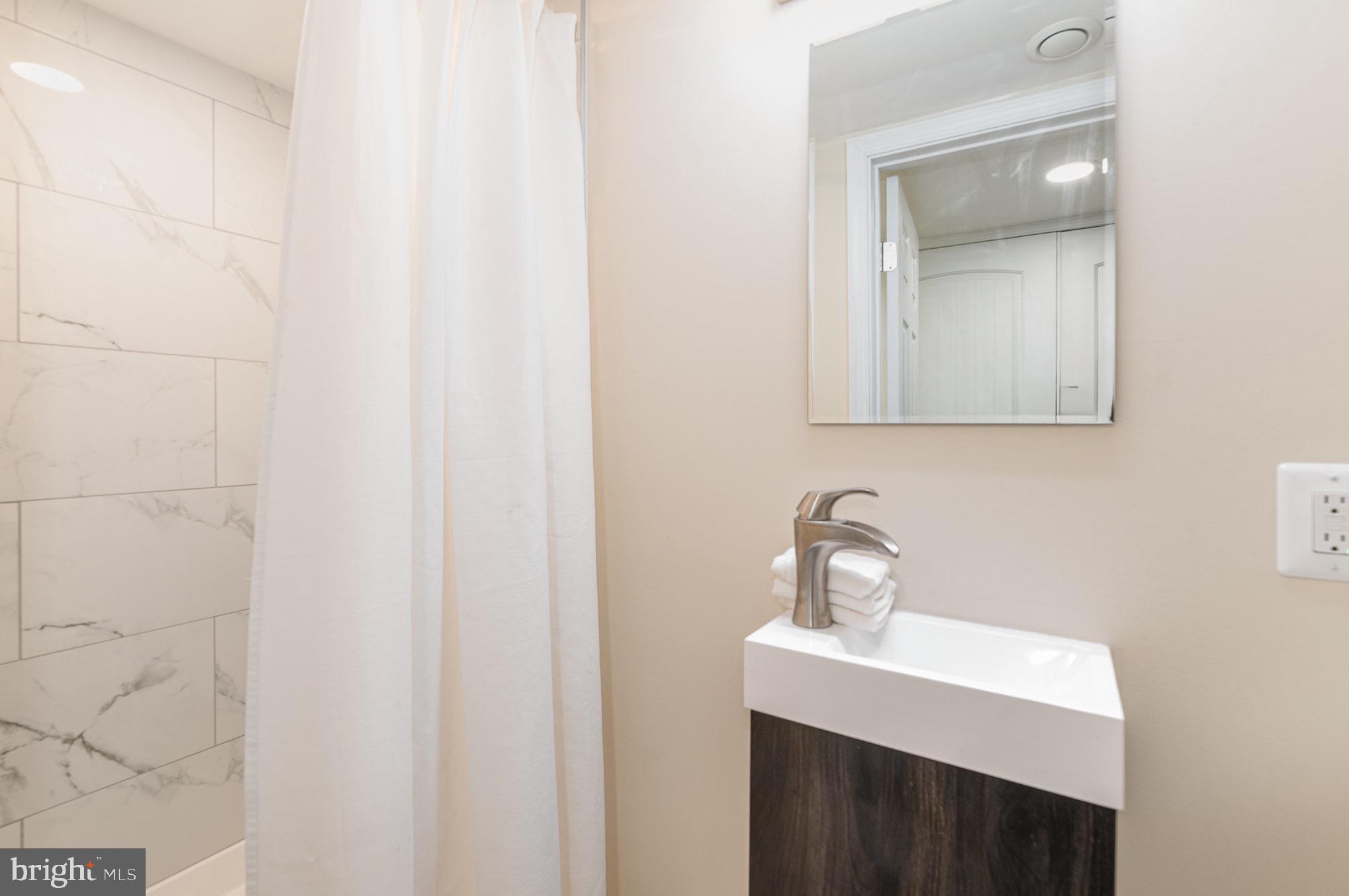 WINCHESTER - Residential