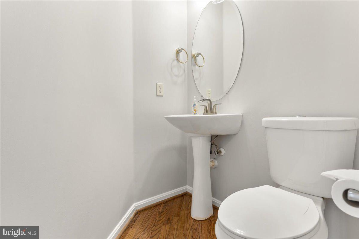 WESLEY WOODS - Residential