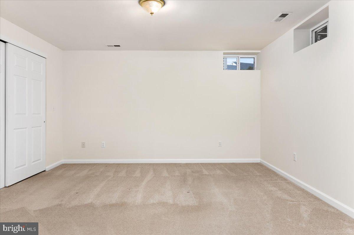 WESLEY WOODS - Residential