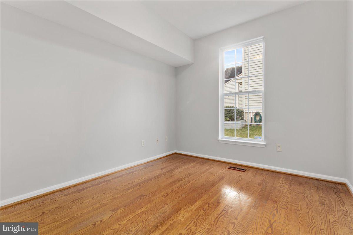 WESLEY WOODS - Residential