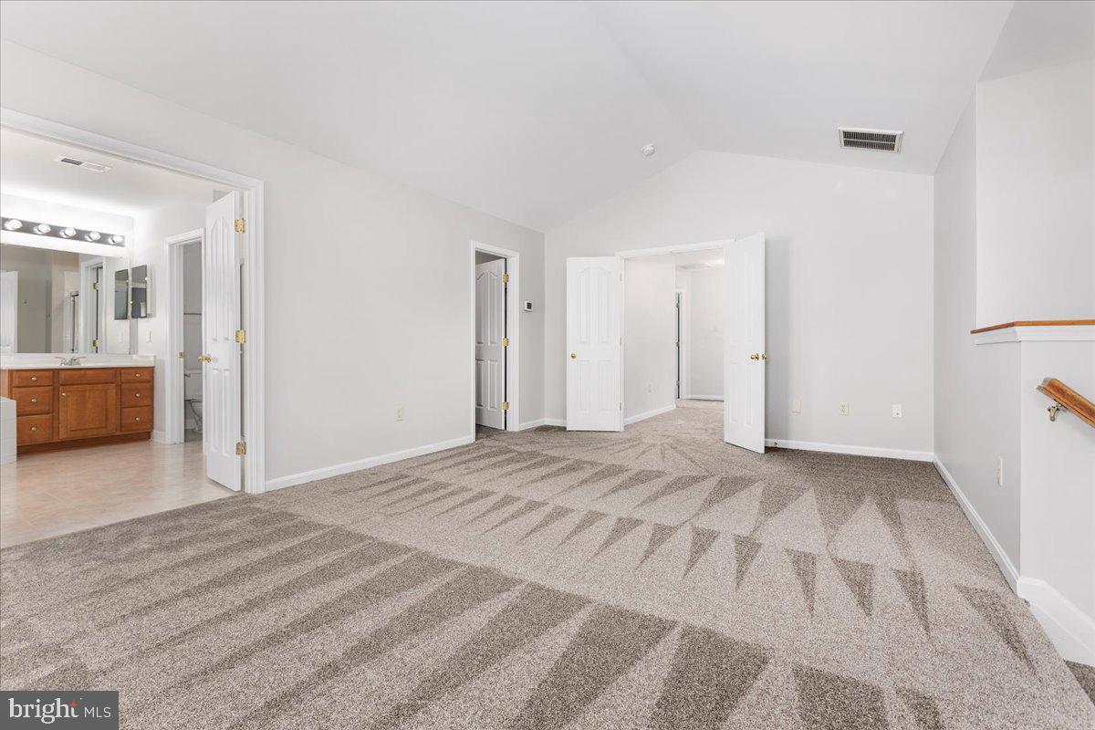 WESLEY WOODS - Residential