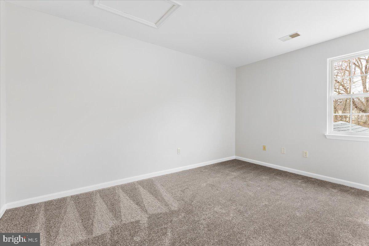 WESLEY WOODS - Residential