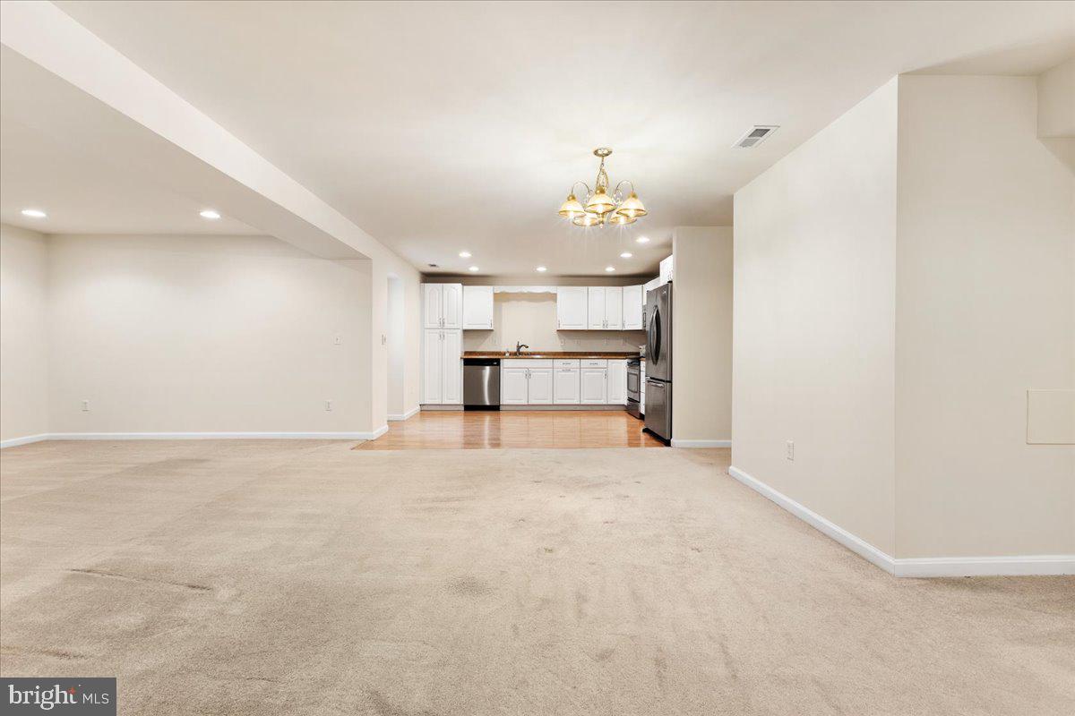 WESLEY WOODS - Residential