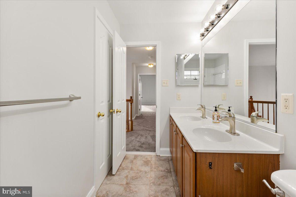 WESLEY WOODS - Residential