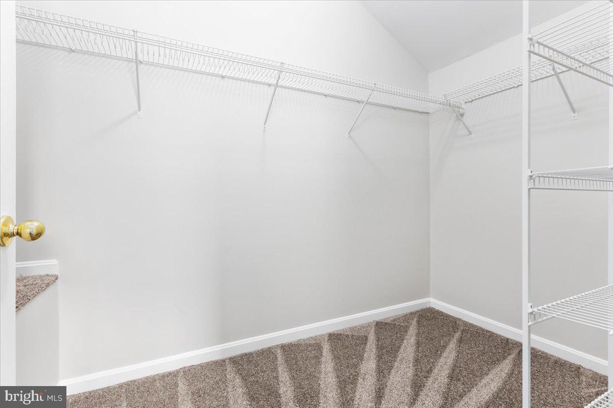 WESLEY WOODS - Residential