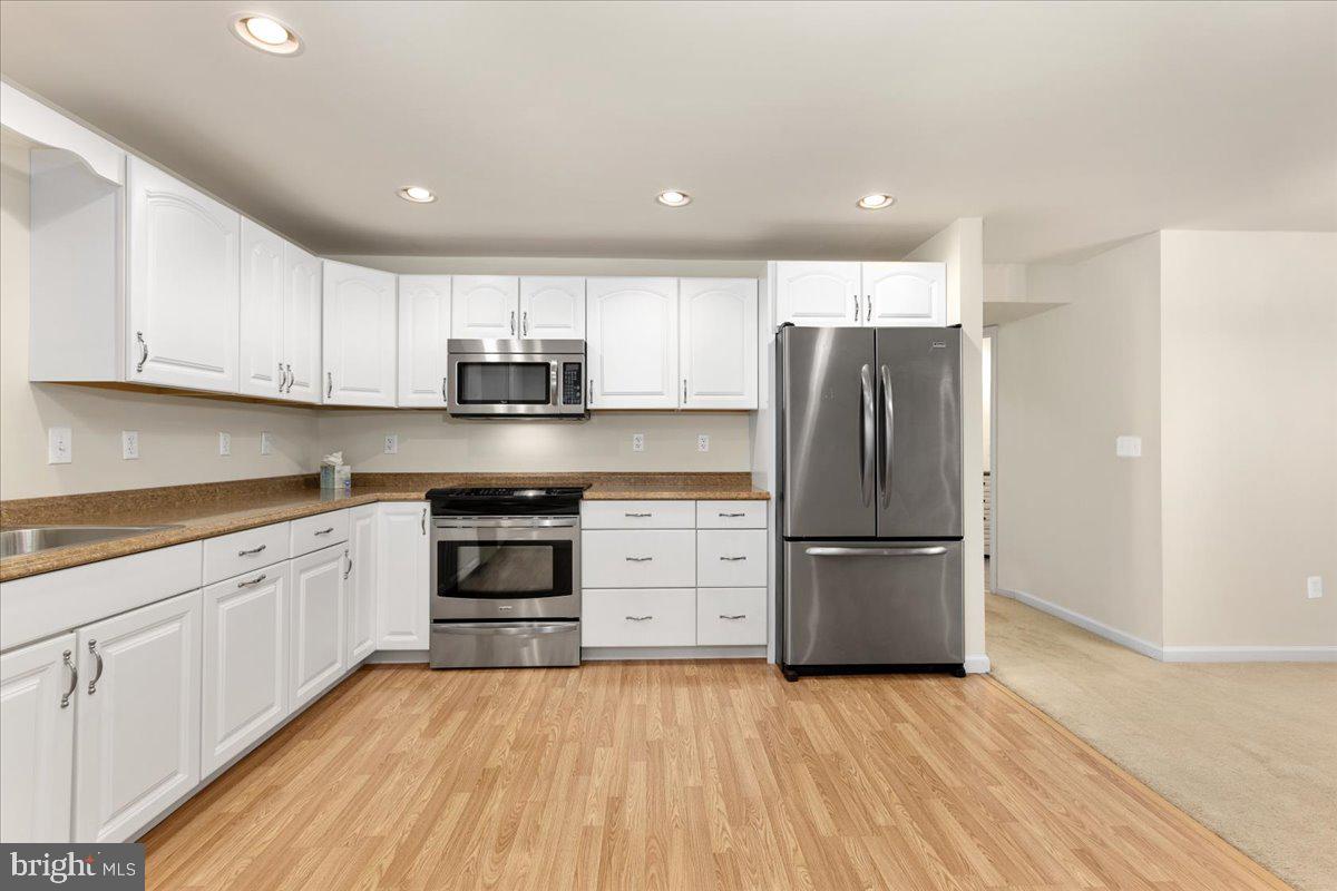 WESLEY WOODS - Residential