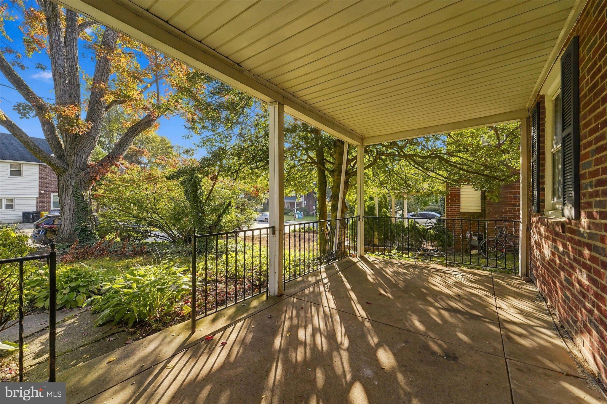 22 ROCK GLEN ROAD