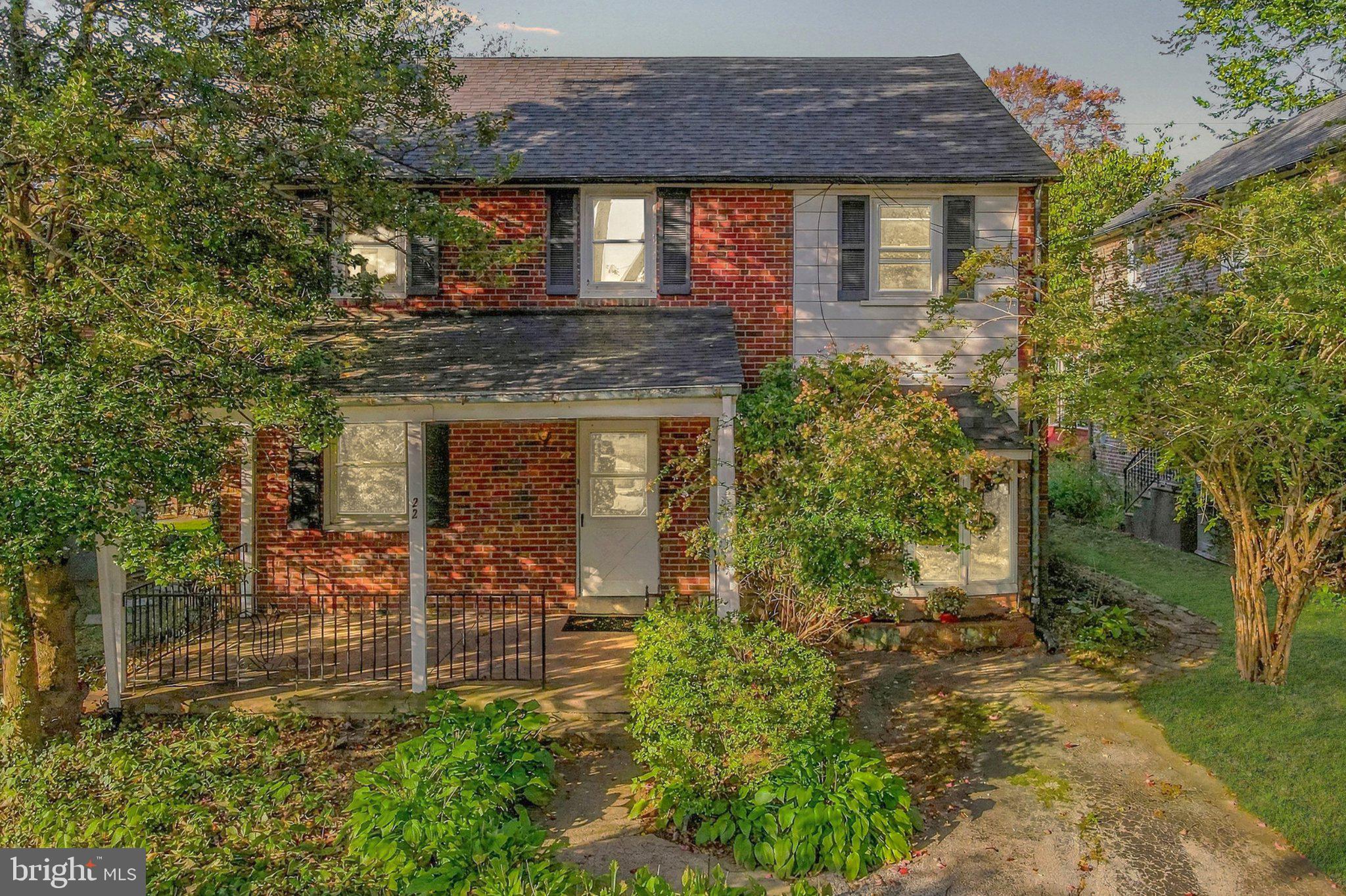 22 ROCK GLEN ROAD