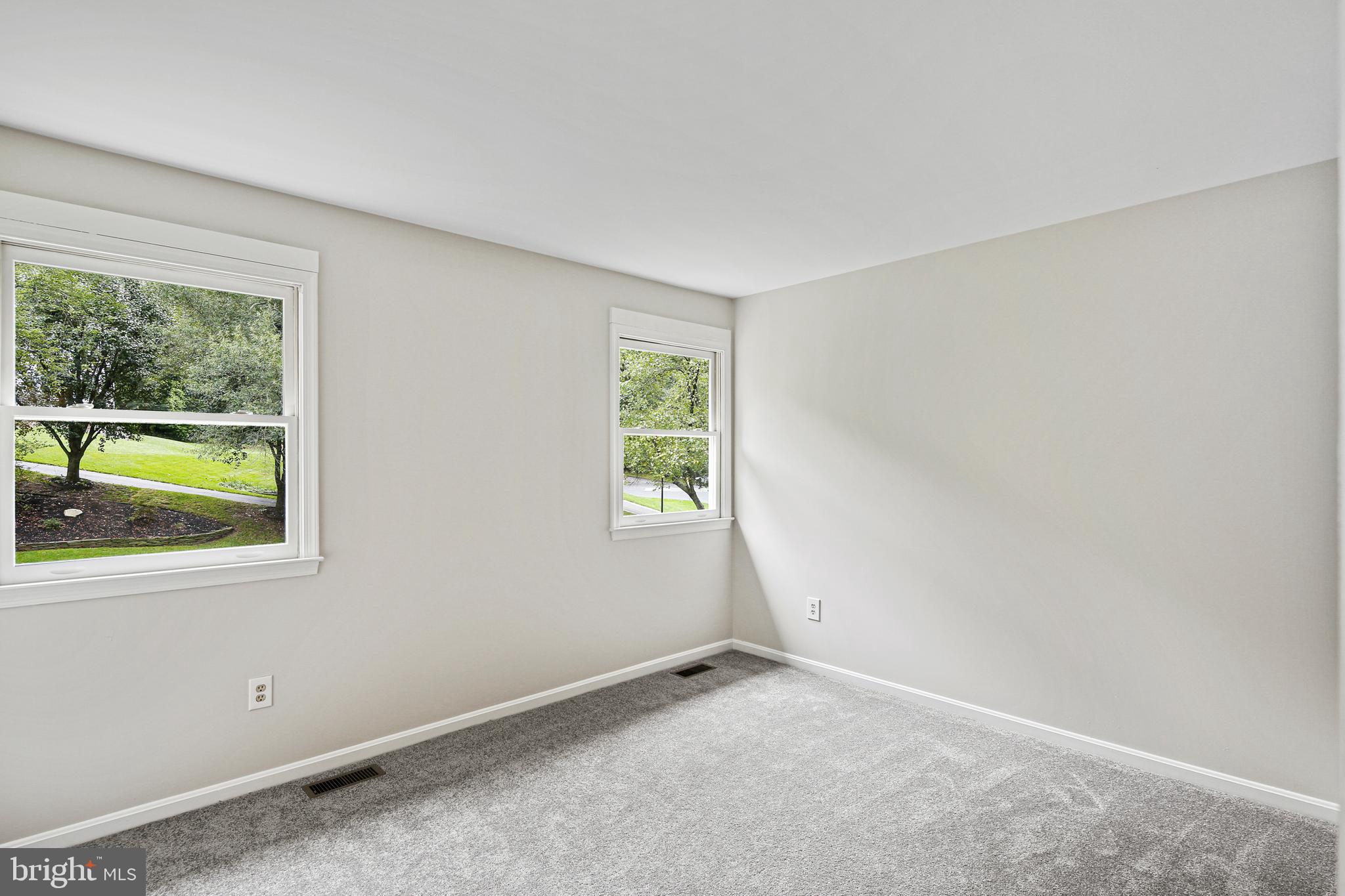 WOODFIELD VILLAGE - Residential