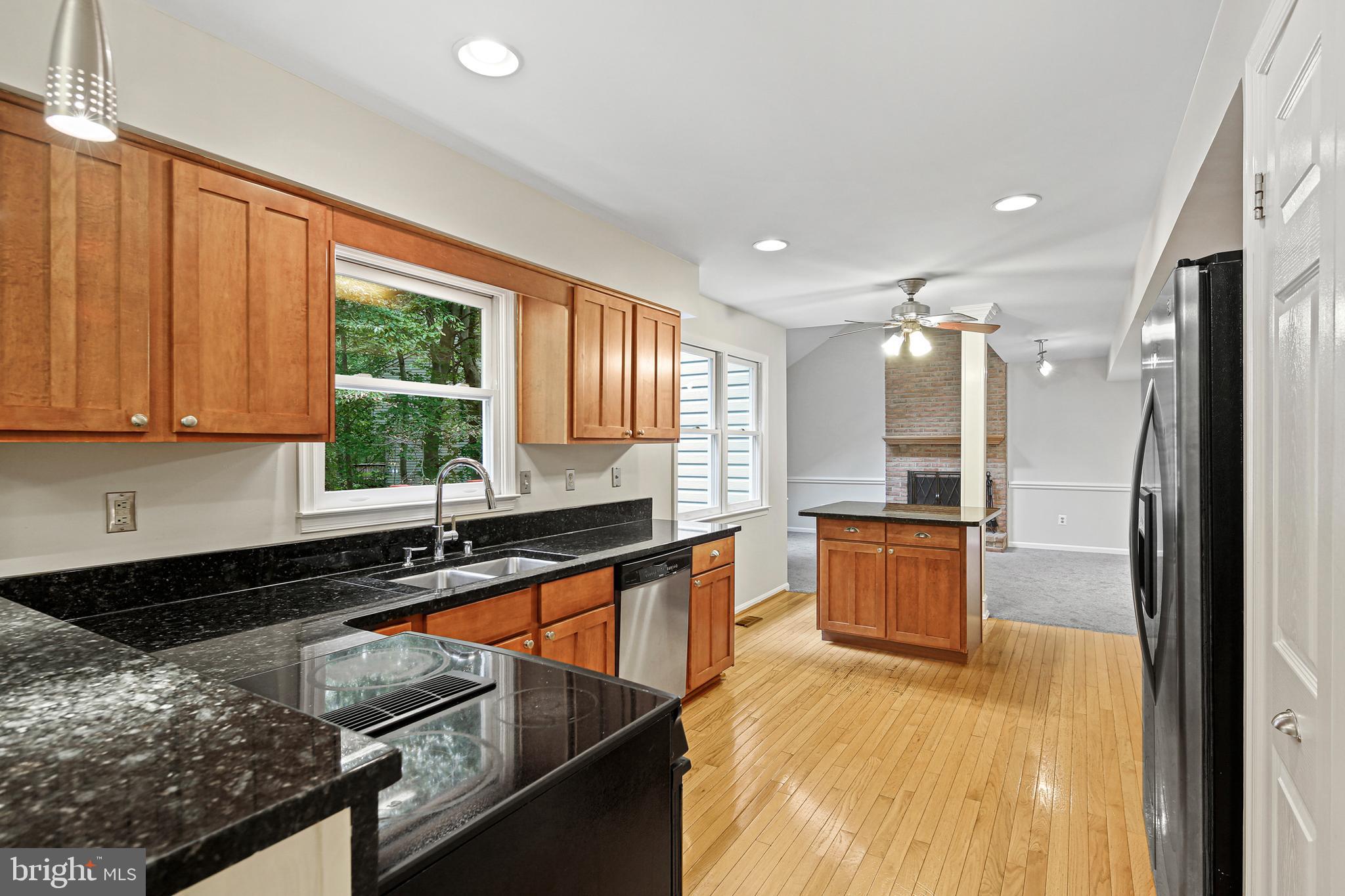 WOODFIELD VILLAGE - Residential