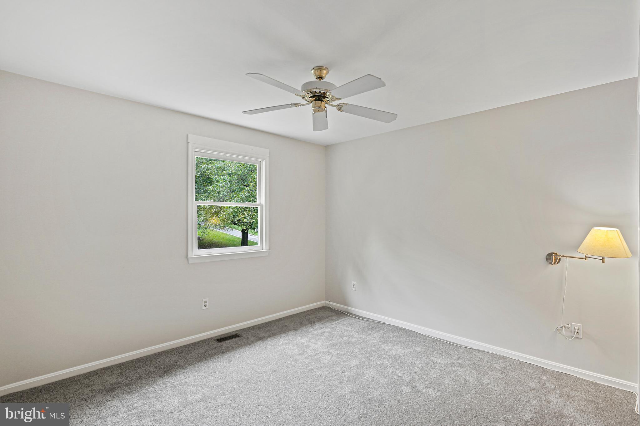 WOODFIELD VILLAGE - Residential