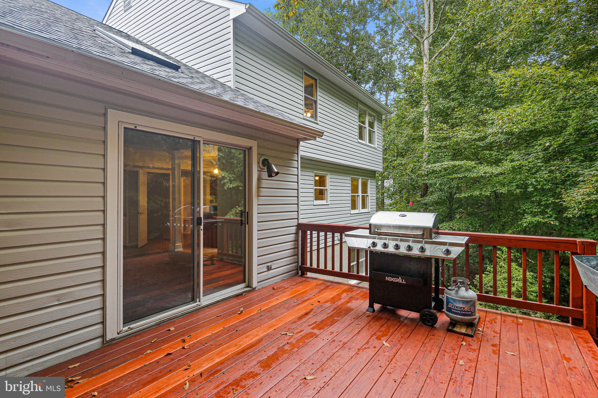 WOODFIELD VILLAGE - Residential