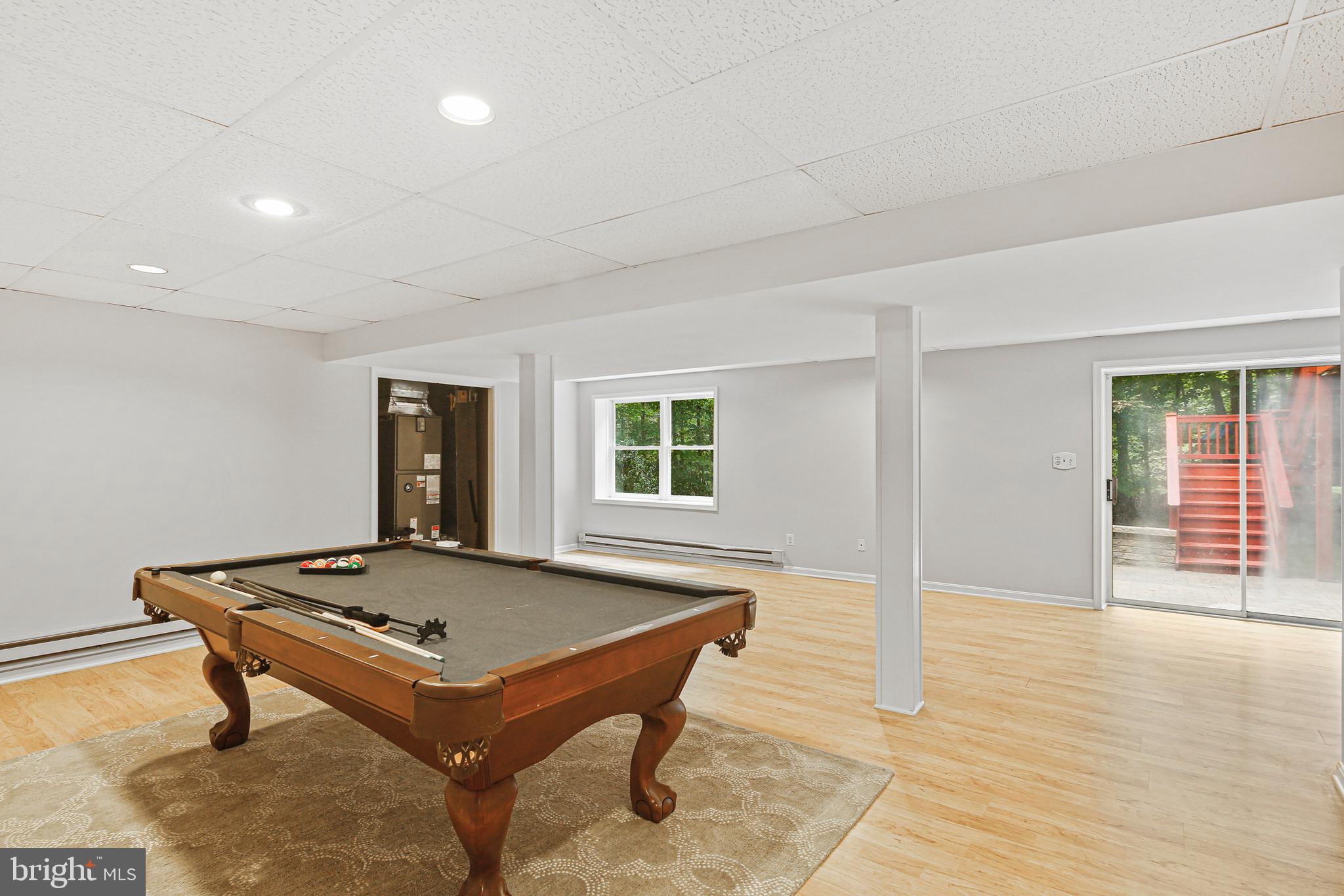 WOODFIELD VILLAGE - Residential