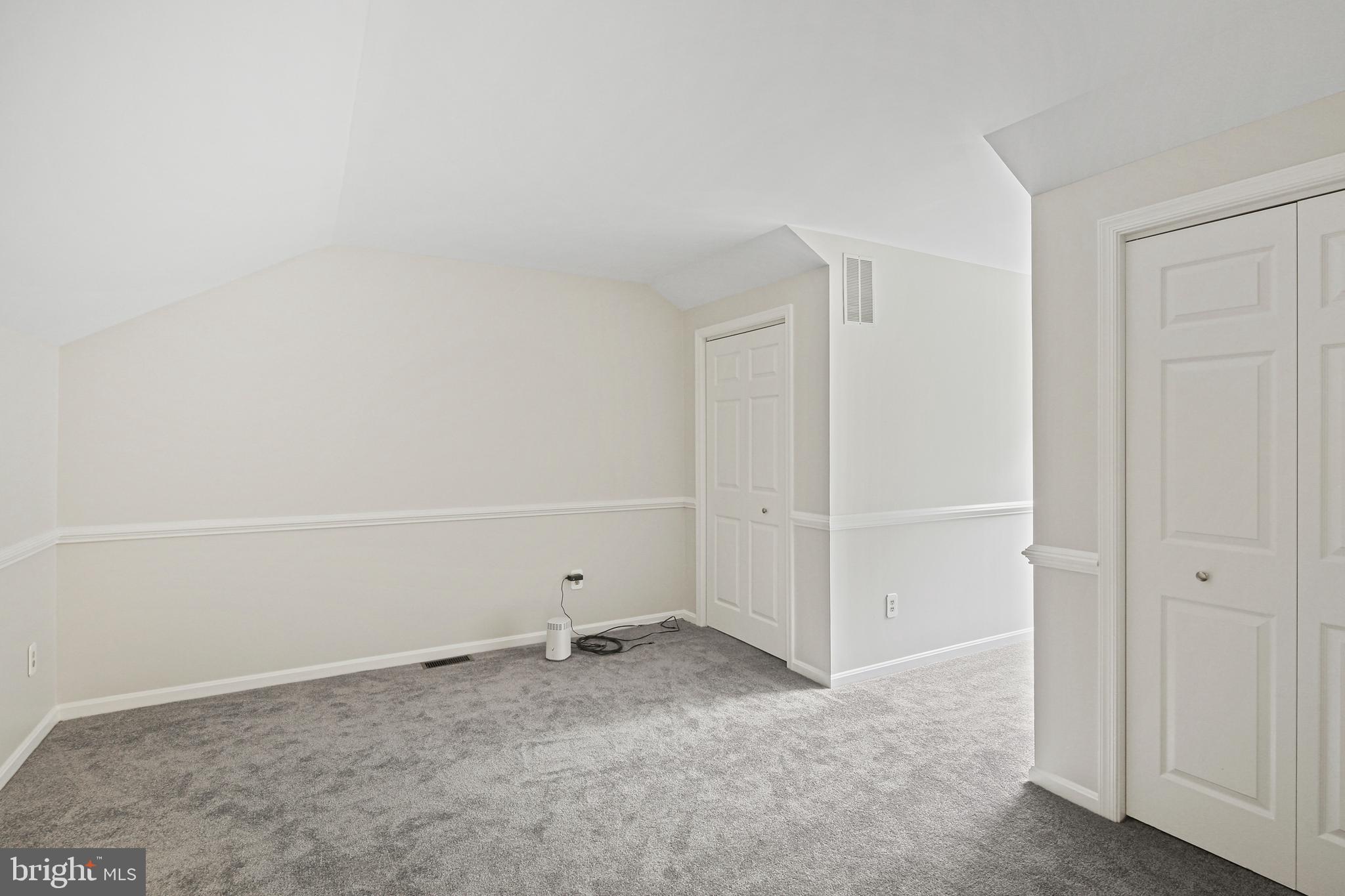 WOODFIELD VILLAGE - Residential