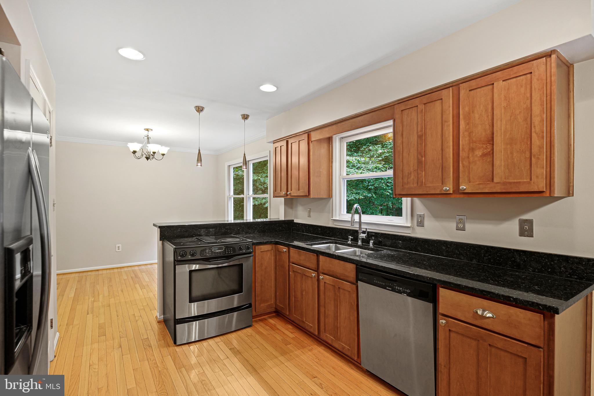 WOODFIELD VILLAGE - Residential