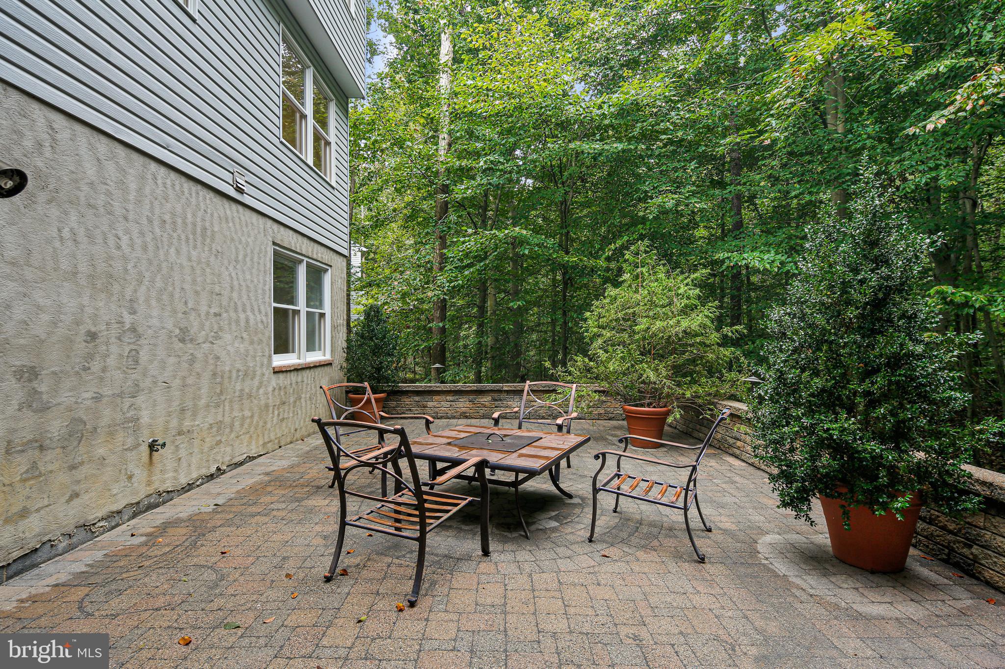 WOODFIELD VILLAGE - Residential