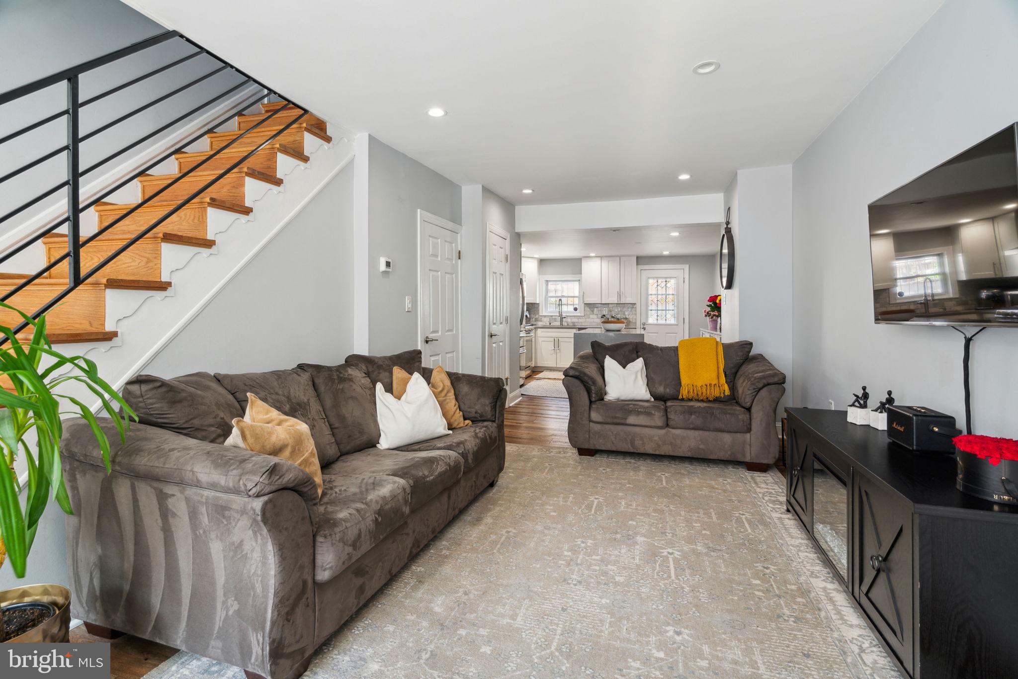 BELLA VISTA - Residential