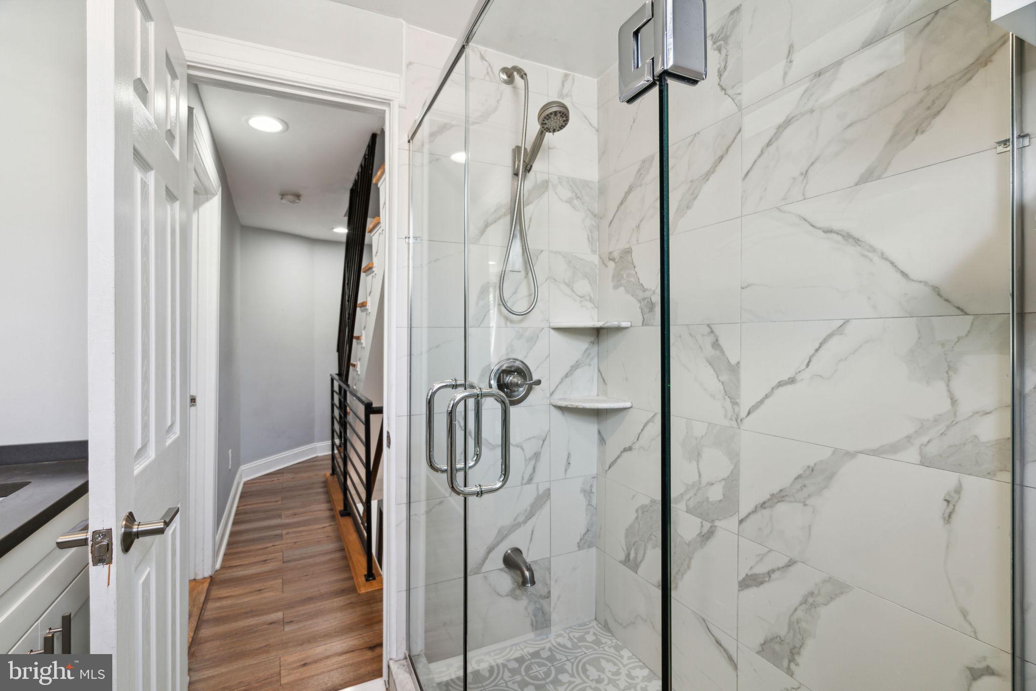 BELLA VISTA - Residential