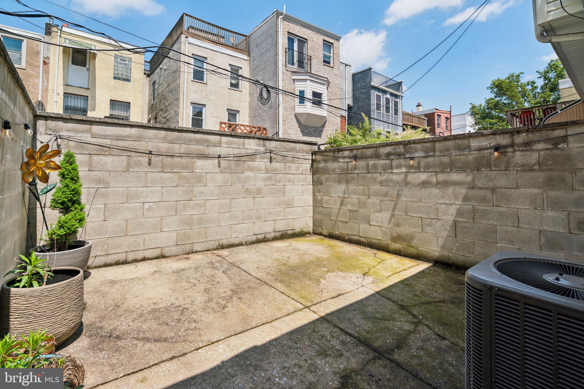 BELLA VISTA - Residential