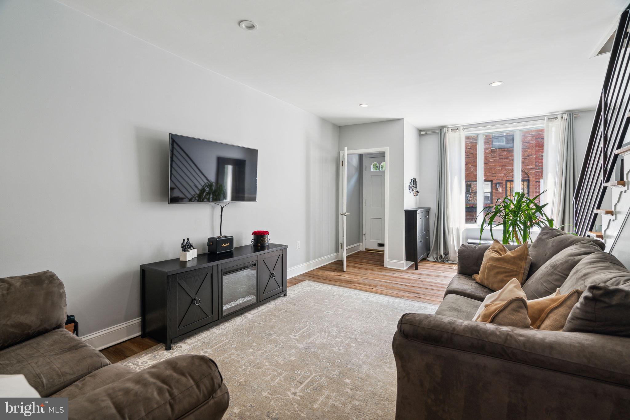 BELLA VISTA - Residential