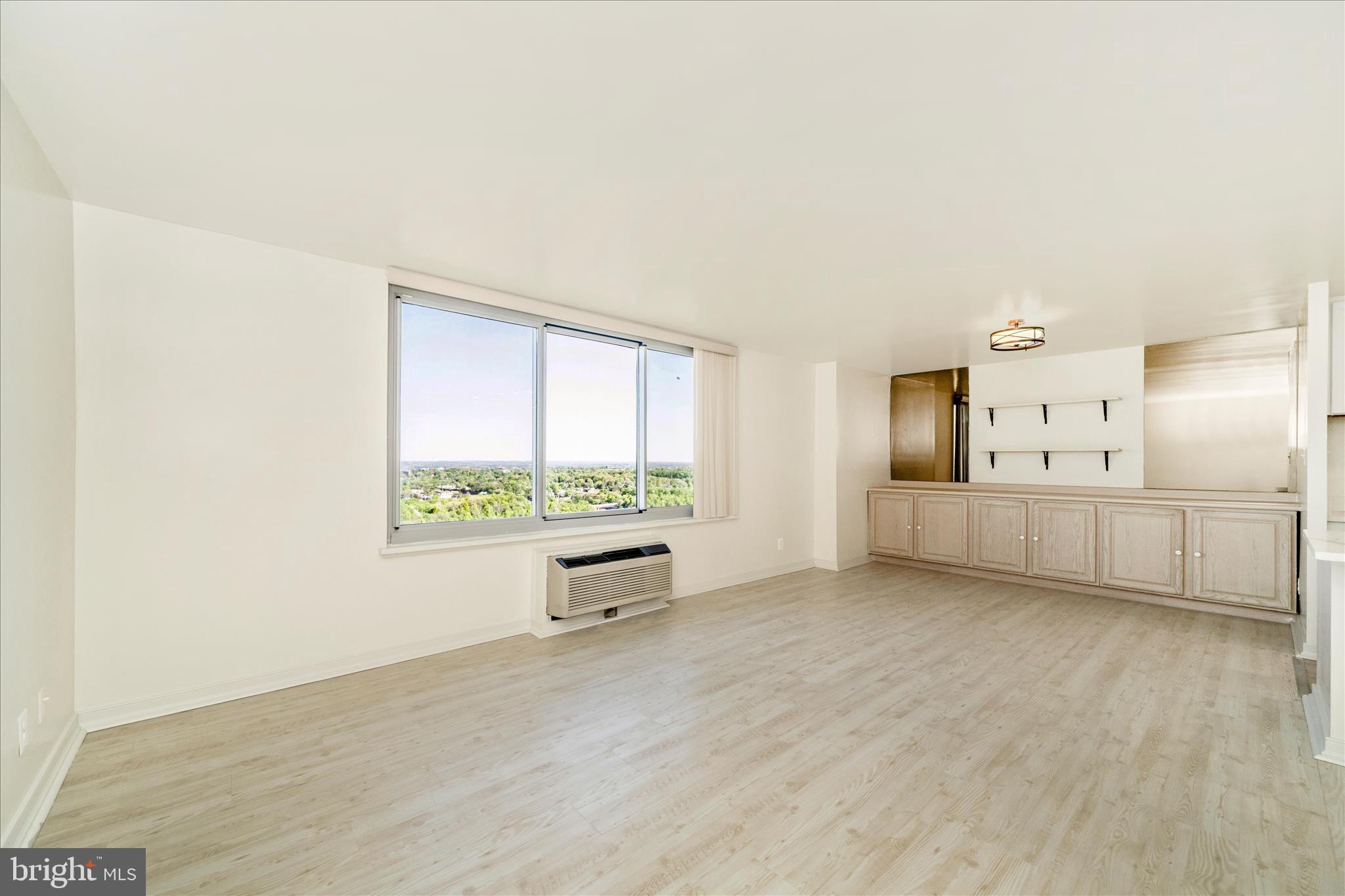 WASHINGTON TOWER - Residential