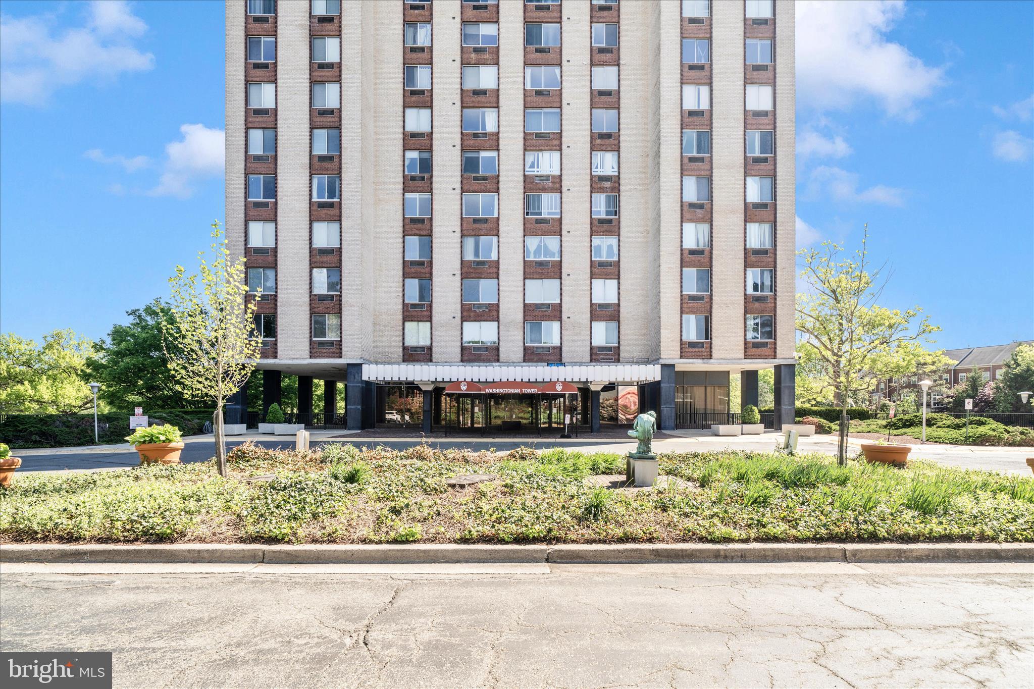 WASHINGTON TOWER - Residential