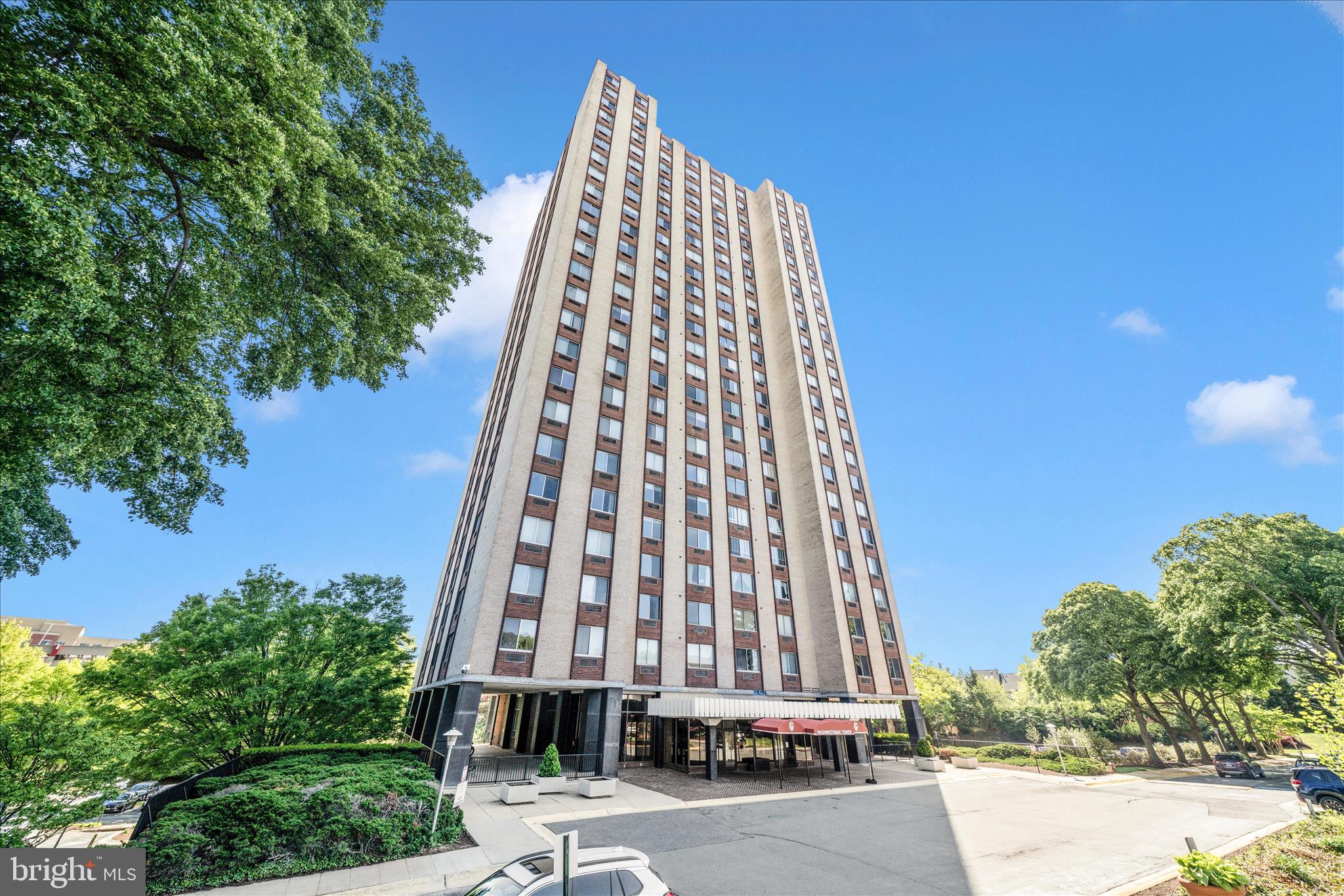 WASHINGTON TOWER - Residential