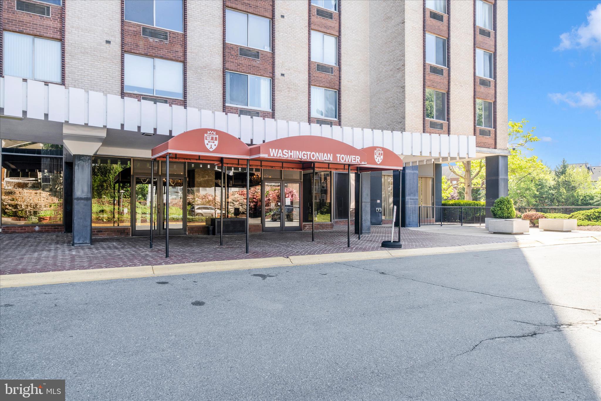 WASHINGTON TOWER - Residential