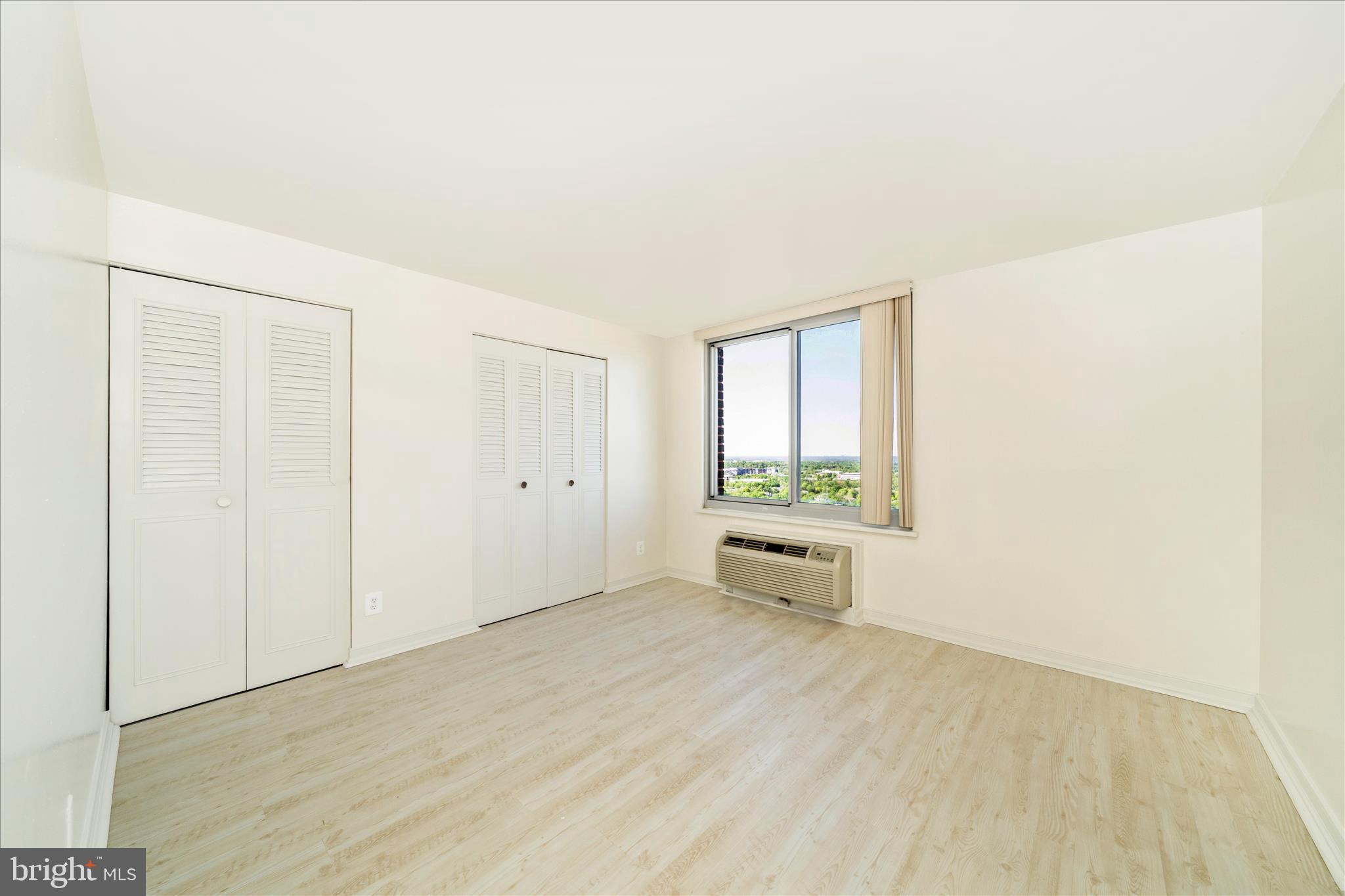 WASHINGTON TOWER - Residential