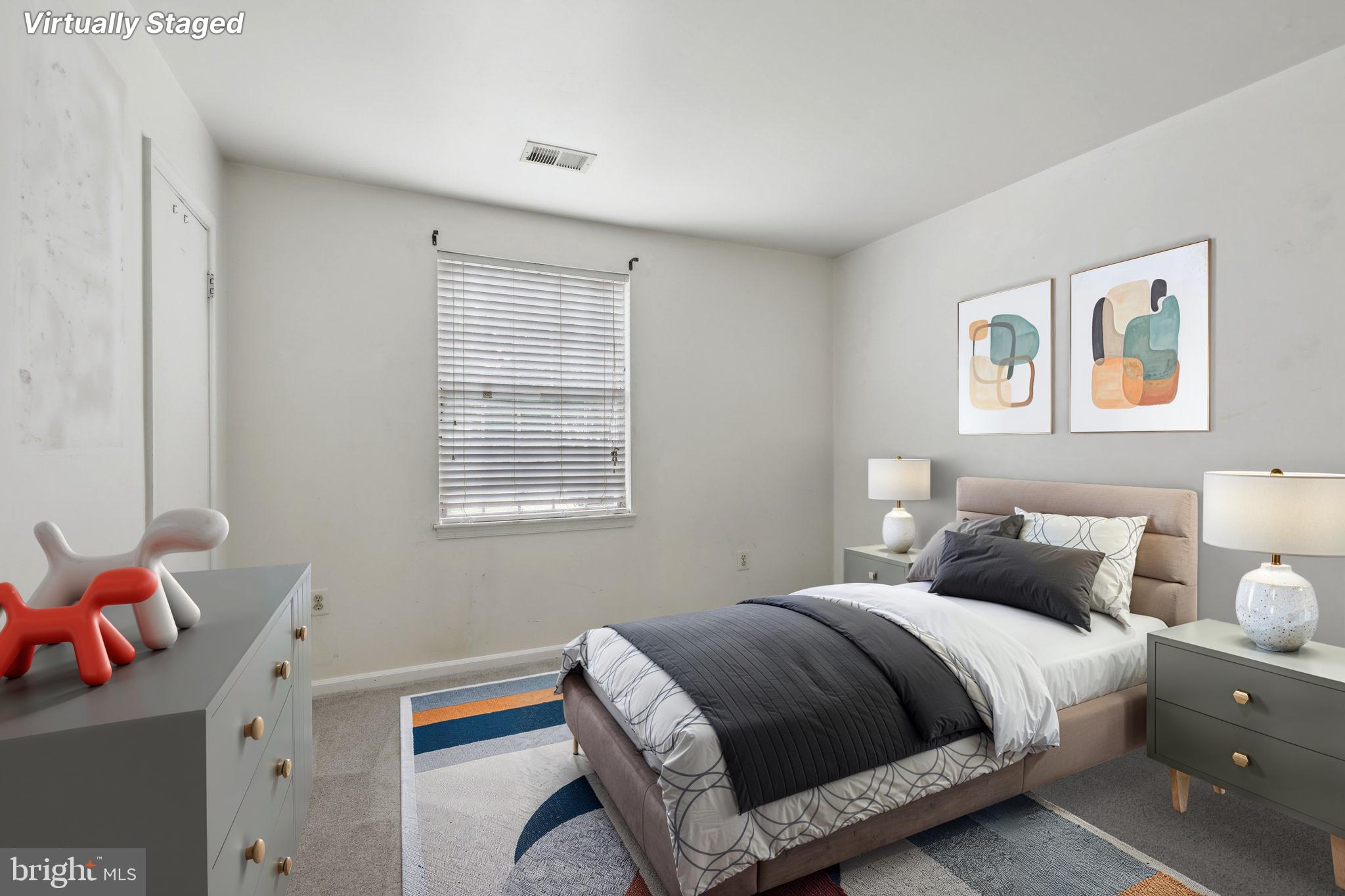 FOX RUN ESTATES - Residential