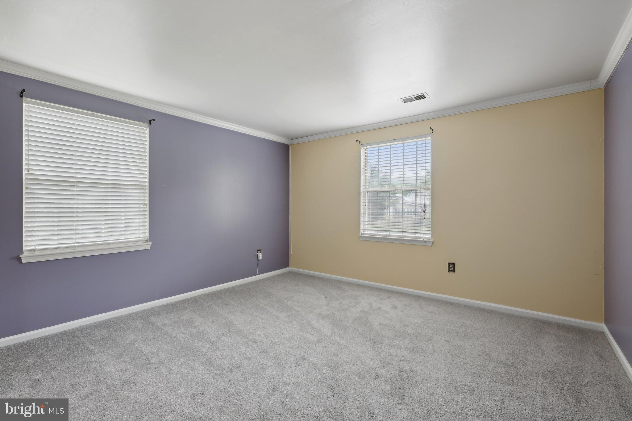 FOX RUN ESTATES - Residential