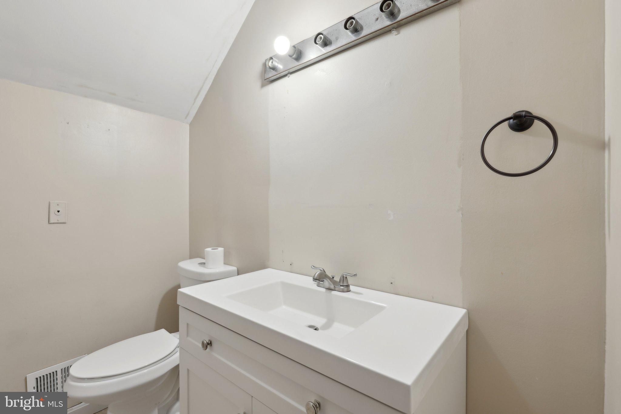 FOX RUN ESTATES - Residential