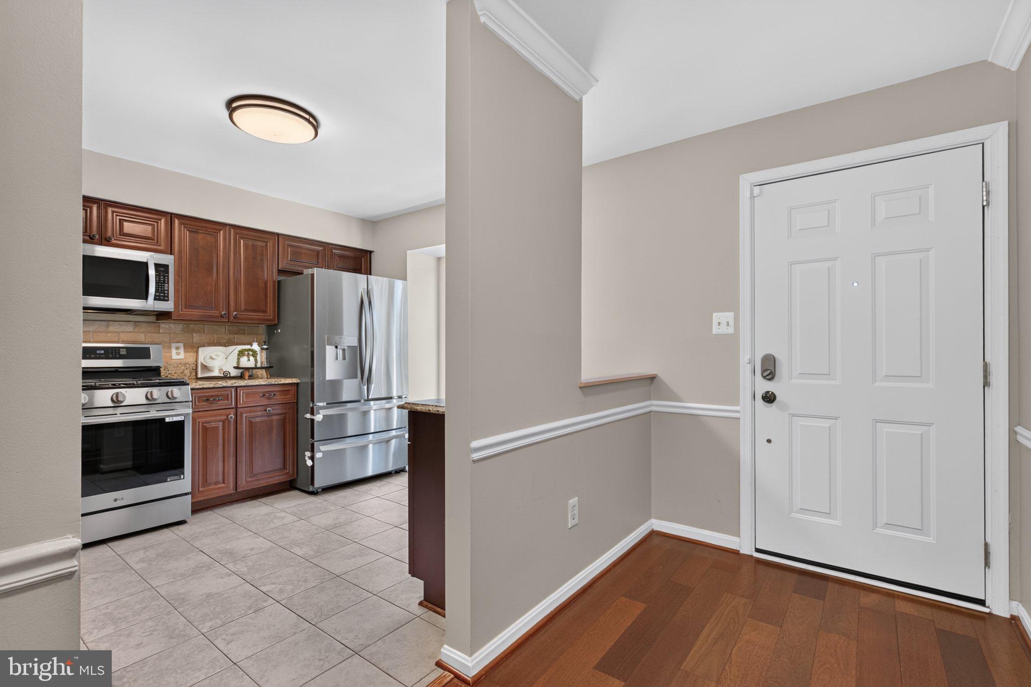 45577 HUTCHENS SQUARE